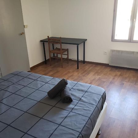 Chambres Meublees Et Spacieuses Л'Иль-Журден Номер фото
